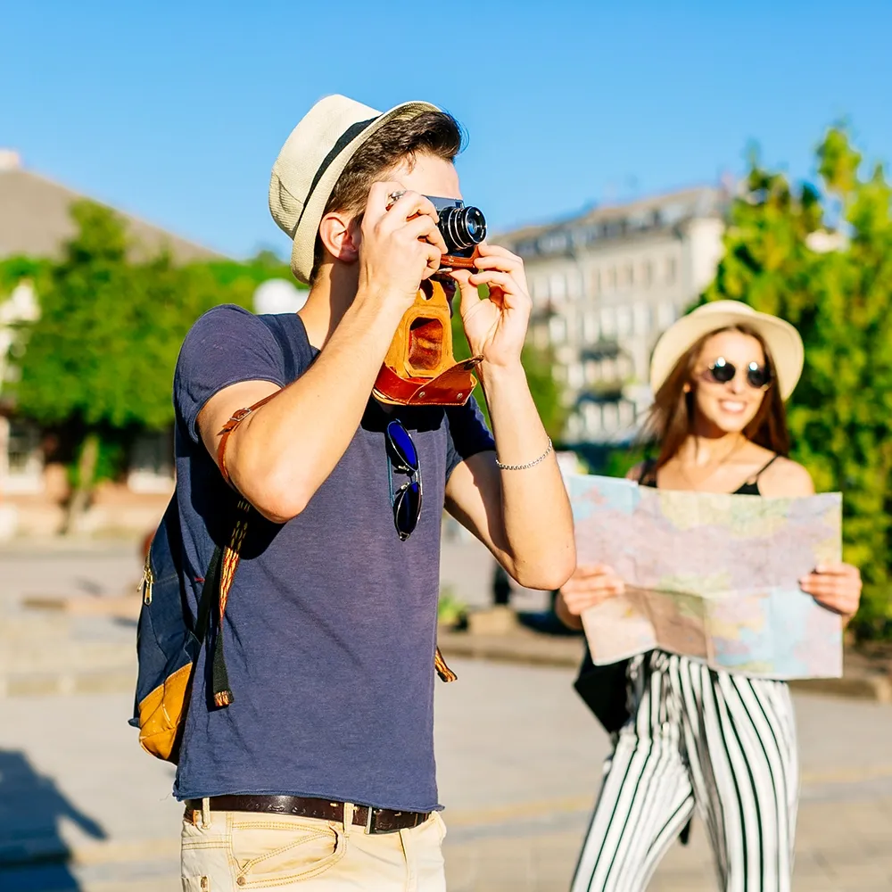 Services 4 هوية للسفر والسياحة